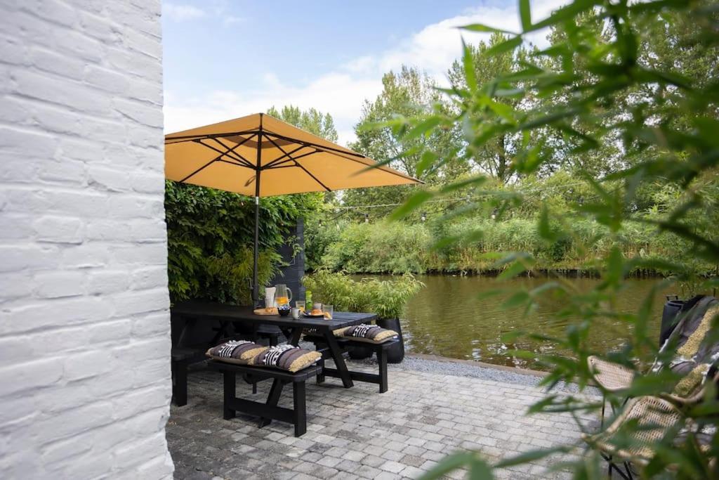 Loft 48 Villa Haastrecht Exteriör bild